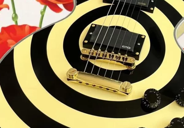electric guitar, factory provides fast and free delivery, multiple styles, high end quality, customizable @v