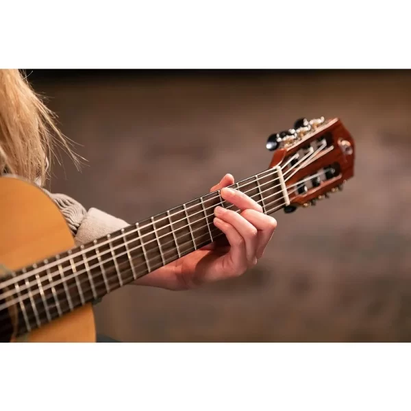 ortega guitars 6 string student series 3/4 size nylon classical guitar, right (rst5 3/4)