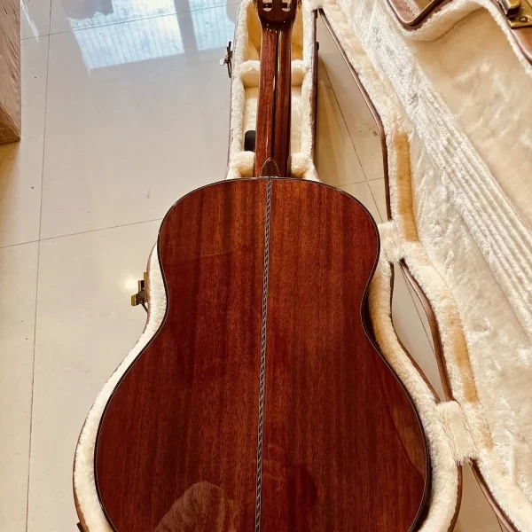 39 inch classical solid wood guitar in stock with high quality mahogany