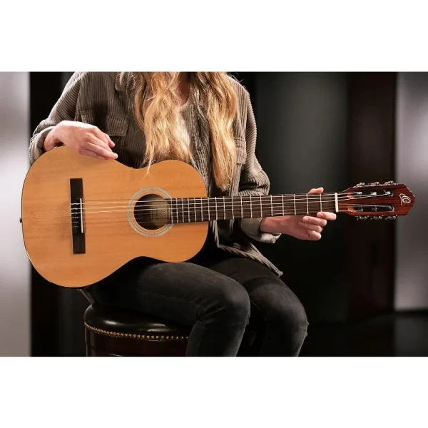 ortega guitars 6 string student series 3/4 size nylon classical guitar, right (rst5 3/4)