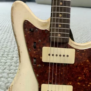 heavy relic '62 jazzmaster vintage white jaguar electric guitar