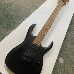 7 strings electric guitar with black hardware,roasted maple neck,provide customized service