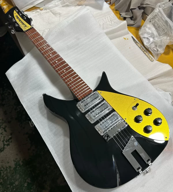 in stock, rickenbacker 325 black electric guitar, gold protective plate, wholesale and retail.